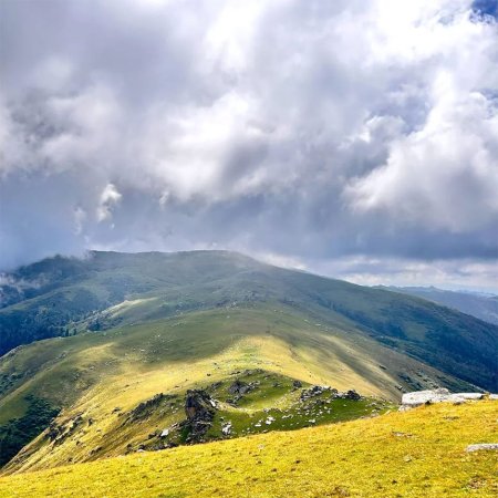 Chanshal Pass Trek 